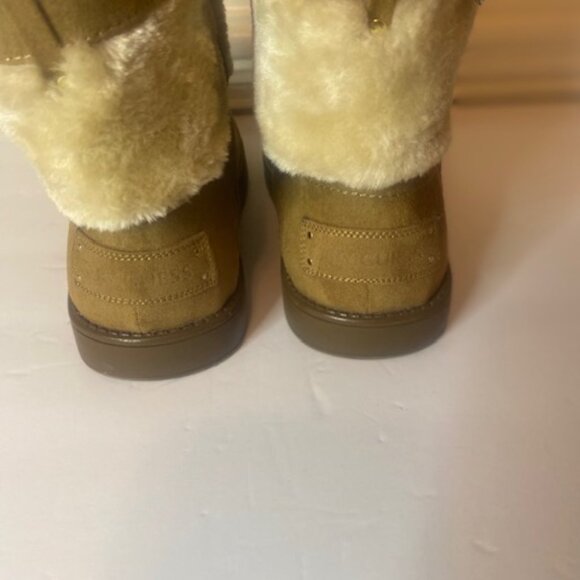 G By Guess Women's Aussie Faux Fur Suede Round Toe Brown Ankle Boot, size 9.5M - Picture 4 of 7